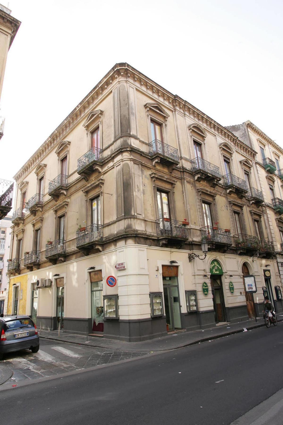 Picone Bed&Breakfast Catânia Exterior foto